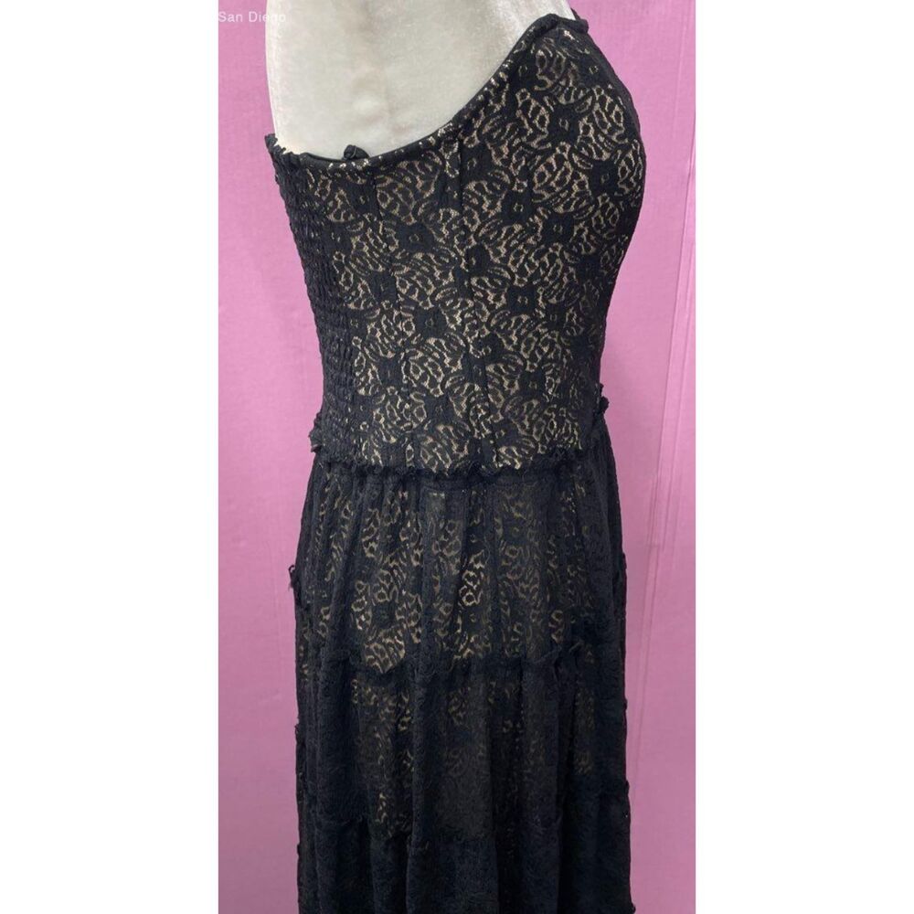 NWT Urban Outfitters Lucy Lace Maxi Dress- M - Picture 13 of 14